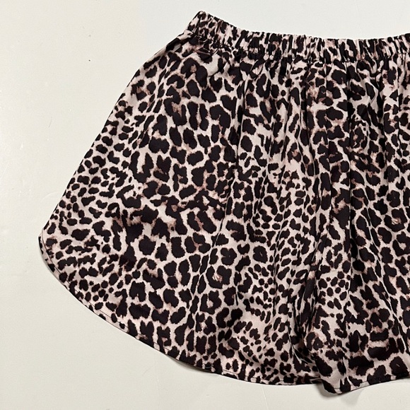 Van Winkle & Co. Cheetah Print Sleep Short - Picture 4 of 7